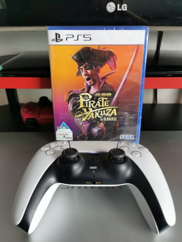 Customer photo review of Like a Dragon: Pirate Yakuza in Hawaii (PS5)