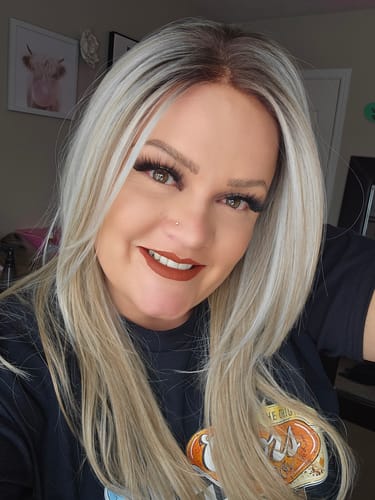 Customer photo review of Hollywood