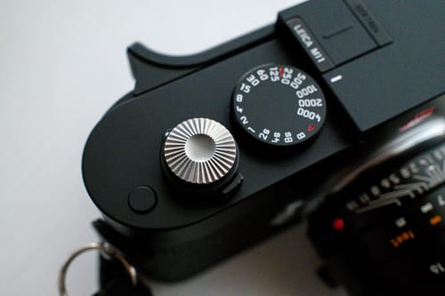 Customer photo review of Air Clicker – Soft Release Button (Titanium)