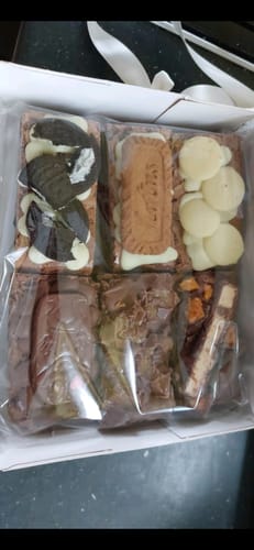 Customer photo review of Mixed Brownie Box