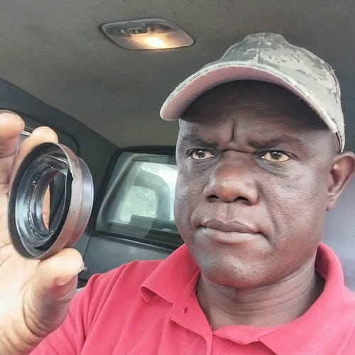 Customer photo review of Drive Shaft Oil Seal Ford Ranger T6 2.5 4X4 (2011-), Mazda Bt-50 2.5 4X2, 4X4 (07-12)