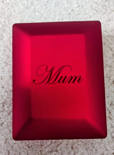 Customer photo review of Mum Necklace/Gift - Sterling Silver Love Knot Necklace - Mum22