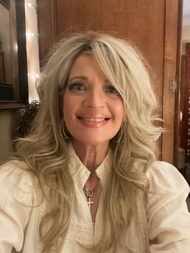 Customer photo review of Hollywood