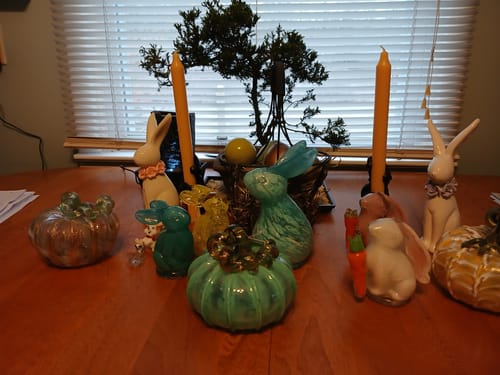 Customer photo review of Glass Easter Baby Bunny, Lemon