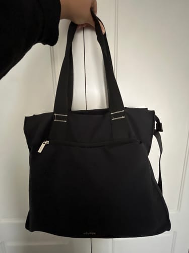 Customer photo review of Cartera De Hombro Notebook Nylon Icónica