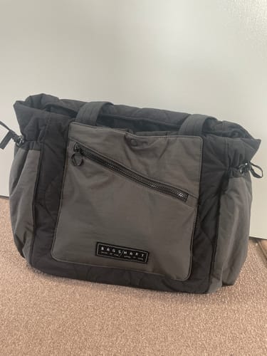 Customer photo review of Vega 23L Featherlight Tote Bag