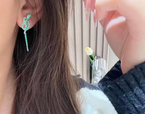 Customer photo review of Snakara Snake Green Moissanite Earrings White Gold Plated Jewelry