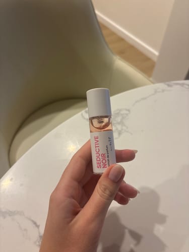 Customer photo review of Seductive Noir