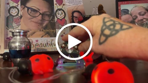 Customer video review of Ferris Wheel Spinner with Stand