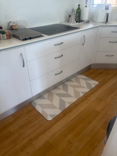 Customer photo review of Gainsboro Soft Padded Herringbone Kitchen Mat