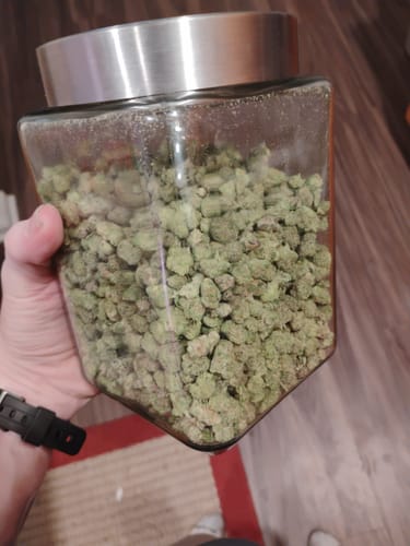 Customer photo review of Gorilla Glue Greenhouse THCA