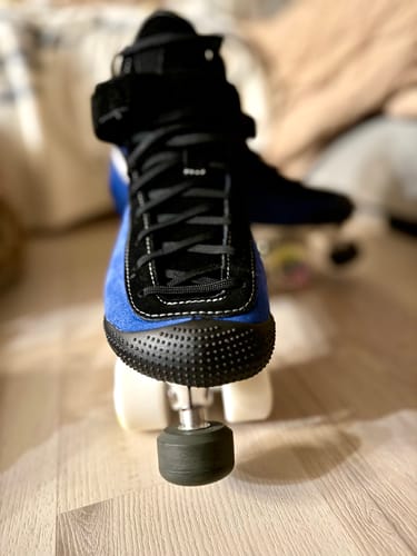 Customer photo review of ParkStar Park Roller Skates - Blue/Black