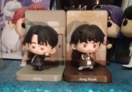 Customer photo review of BTS - BTS ISLAND: IN THE SEOM OFFICIAL MD ISLAND FIGURE V2