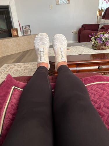 Customer photo review of Lorax Pro – All-Day Comfort & Pain-Free Barefoot Shoes (Unisex)