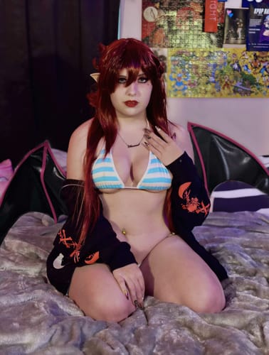 Customer photo review of Cosplay Blue Diamond Succubus wings KW04