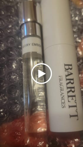 Customer video review of Ivory Ember inspired by Santal Blanc