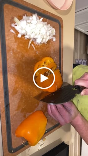 Customer video review of 7" Chef’s Knife