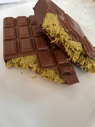 Customer photo review of KNAFEH STUFFED CHOCOLATE BAR REFILL