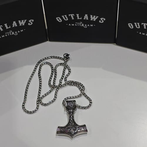 Customer photo review of MJOLNIR.