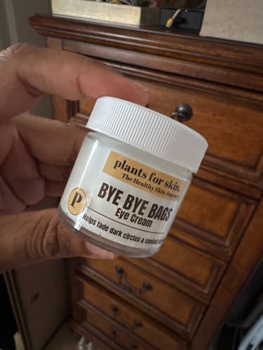 Customer photo review of Bye Bye Bags Eye Cream