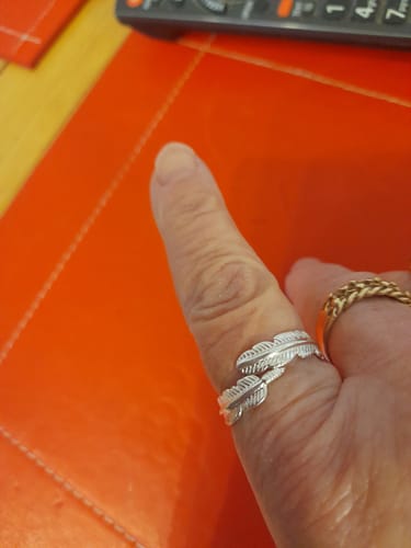 Customer photo review of Feather From An Angel Ring