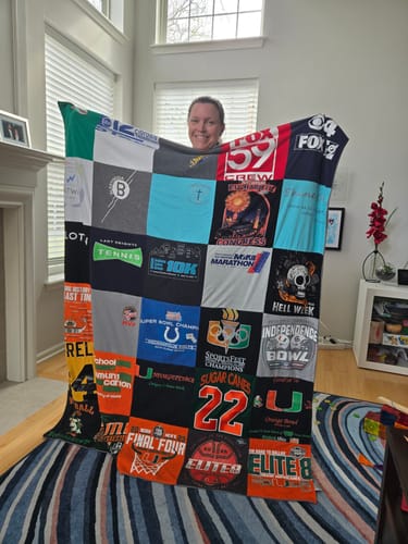 Customer photo review of T Shirt Quilt by Project Repat