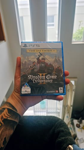 Customer photo review of Kingdom Come: Deliverance II Day One Edition (PS5)