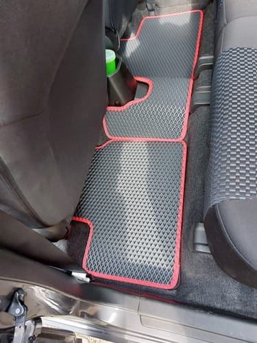 Rainer S. review of Kofferraumwanne nach Maß image 2 out of 4