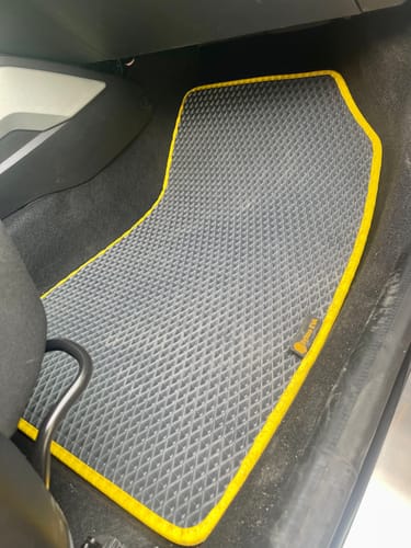 Thomas M. review of Auto Fußmatten nach Maß - Vorne image 1 out of 4