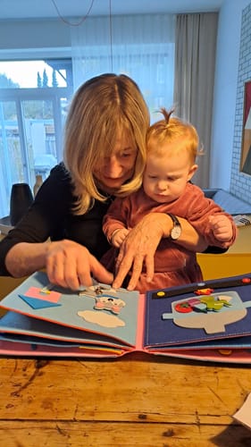Customer photo review of Montessori Lernbuch