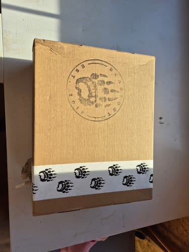 Customer photo review of Ursidae / Blackout