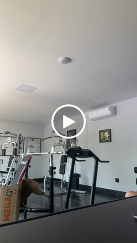 Customer video review of Piso Emborrachado 15mm Ultra Impact