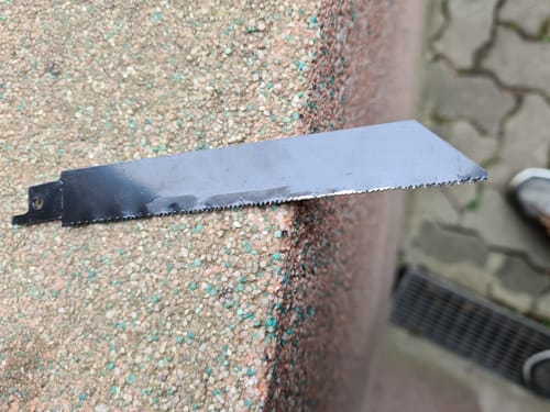 Customer photo review of GJEMAX AKKU-SÄBELSÄGE 18V | INKL. SÄGEBLÄTTER