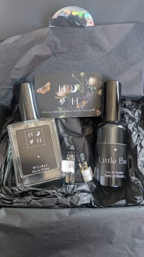 Customer photo review of The Mini Otherworldly Collection 7 Scents + Discount Code
