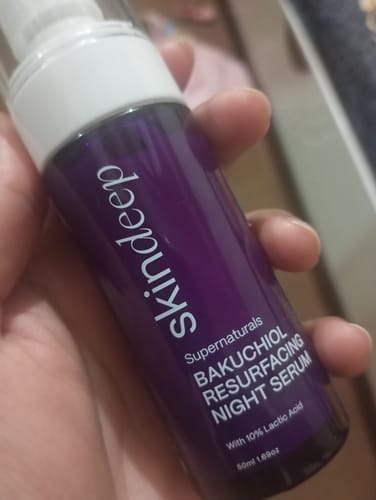 Roumasa M. review of BAKUCHIOL RESURFACING NIGHT SERUM - with 10% Lactic Acid image 1 out of 2