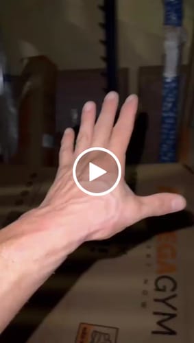 Customer video review of Estação De Musculação Mega Rack Monocross Com Polia Móvel Flutuante 82Kg