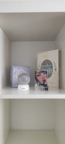 Customer photo review of GFRIEND - SEASON OF MEMORIES SPECIAL ALBUM WEVERSE GIFT GLASS BEAD VER