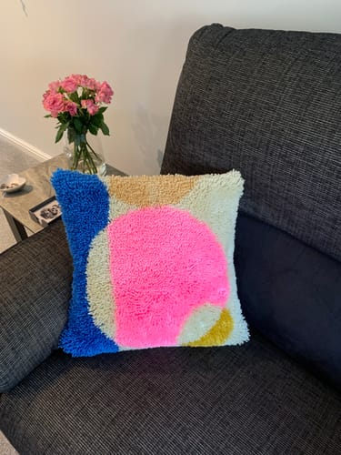 Customer photo review of Bubble Geometry Latch Hook Cushion Kit