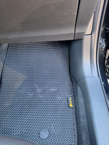Uwe G. review of Auto Fußmatten nach Maß - Komplettset image 1 out of 4
