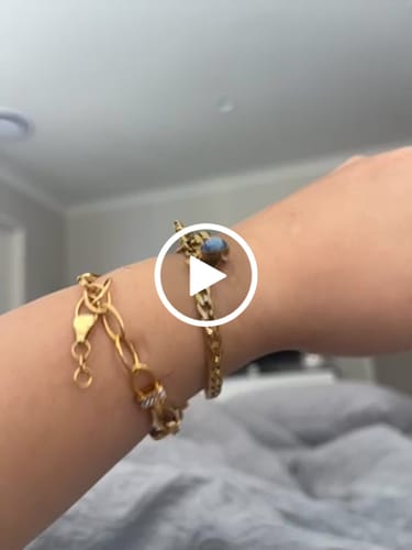 Customer video review of Letter & birthstone bracelet gold