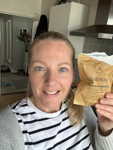 Customer photo review of 2-Month Mushroom Gummies