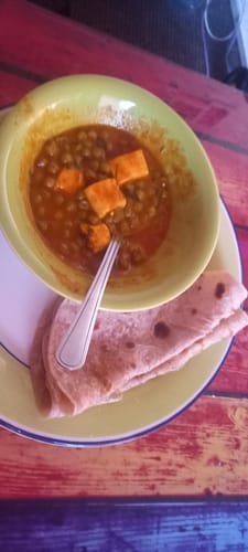 Customer photo review of Matar Paneer