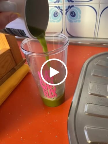Customer video review of Vaso Oficial de Matchaflix