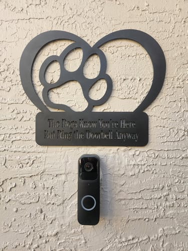 Kathia G. review of Custom Metal Paw Print Heart Wall Art | Indoor Outdoor | Up to 46" | 20+ Color Options image 1 out of 1