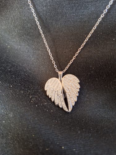 Customer photo review of Collana Angelo mio l'originale ✦ Incidi il nome del tuo Angelo