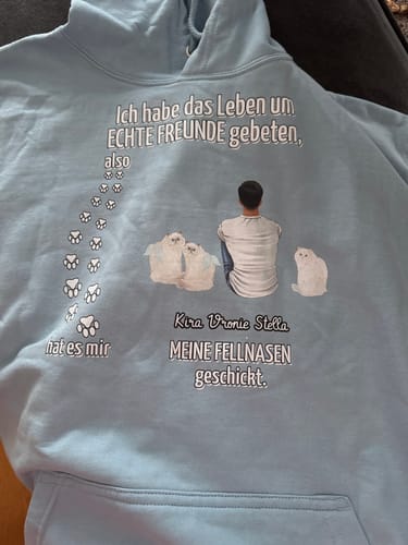 Birgit P. review of Echter Freund - Individueller Hoodie image 1 out of 1