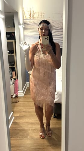 Kerrily D. review of 1920s Rose Gold Fringe Flapper Dress image 2 out of 2