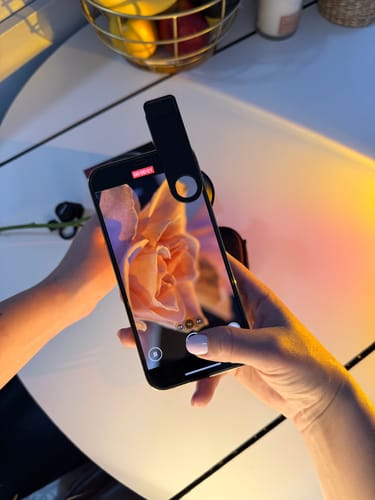 Customer photo review of Ulanzi 75mm Macro Phone Lens 1678