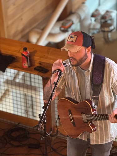 Customer photo review of Zero-Gravity Strap for Guitar & Bass