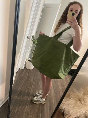 Customer photo review of Die Giga Everything Tote – Kaufe eine, erhalte eine gratis!
